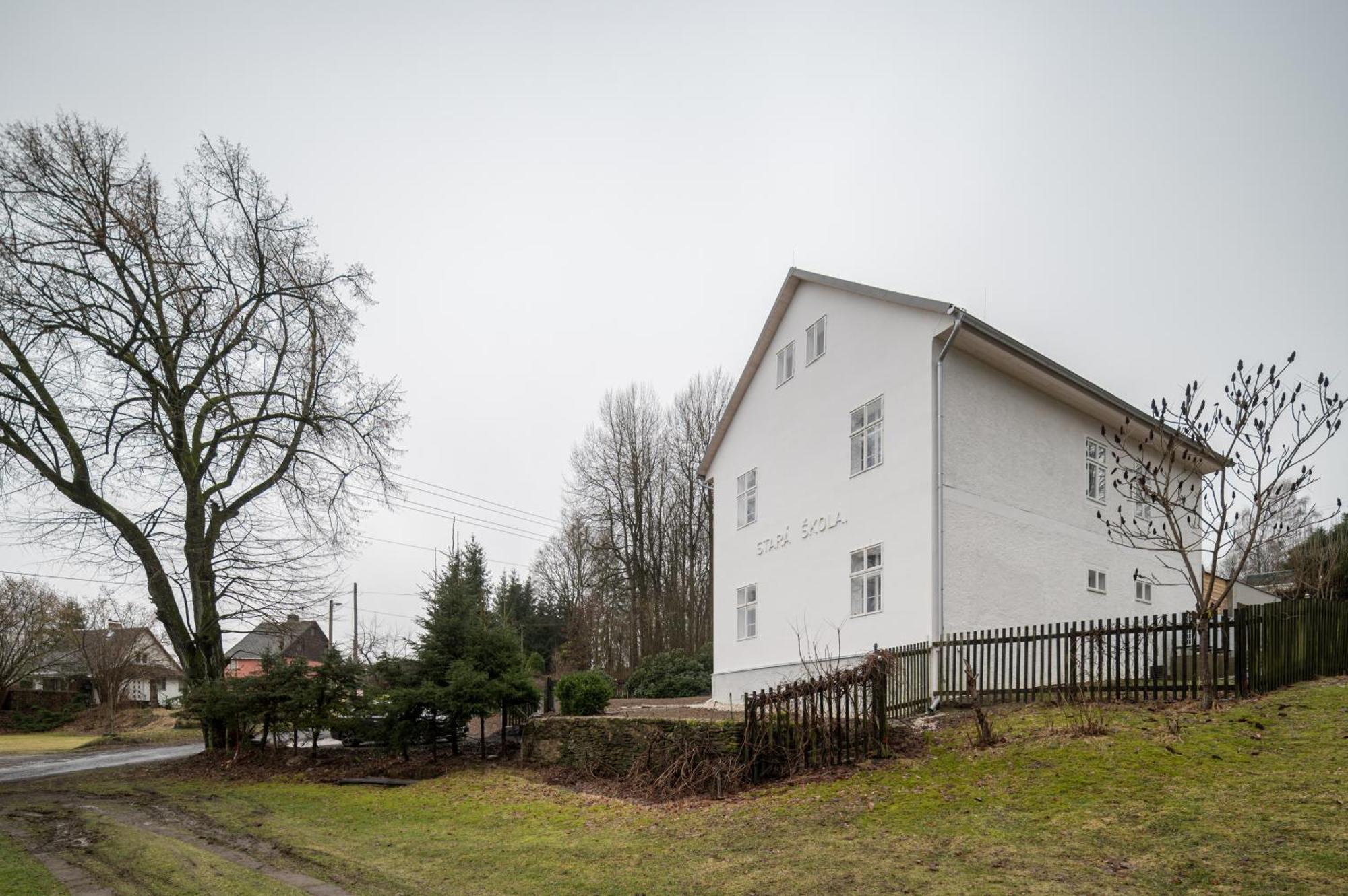 Stara Skola - Alte Schule, Loucna Villa Jindrichovice Exterior photo